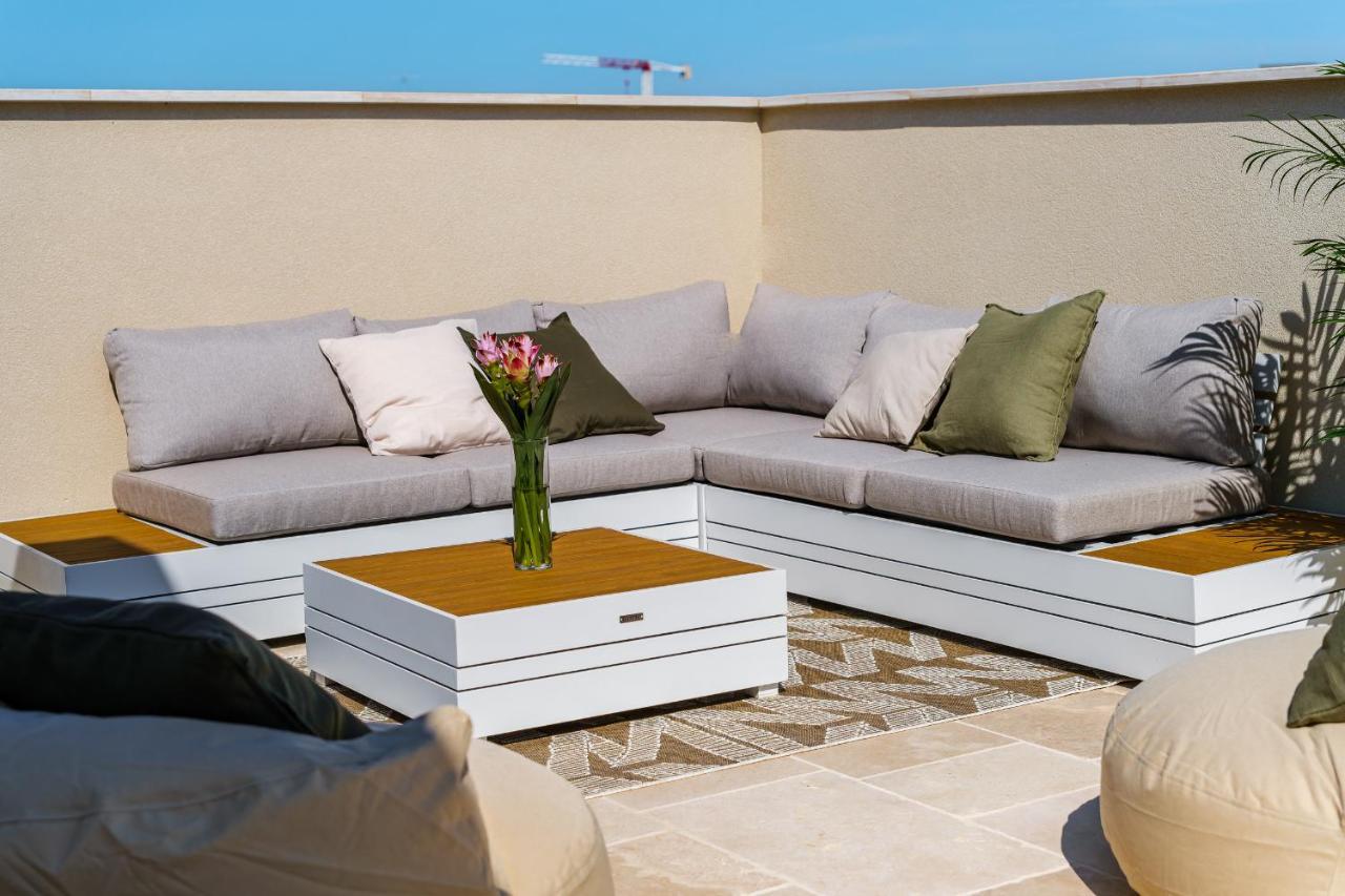 Helloapulia Charming Palazzo Clemente - Self-Catering Suites With Aircondition Монополи Екстериор снимка