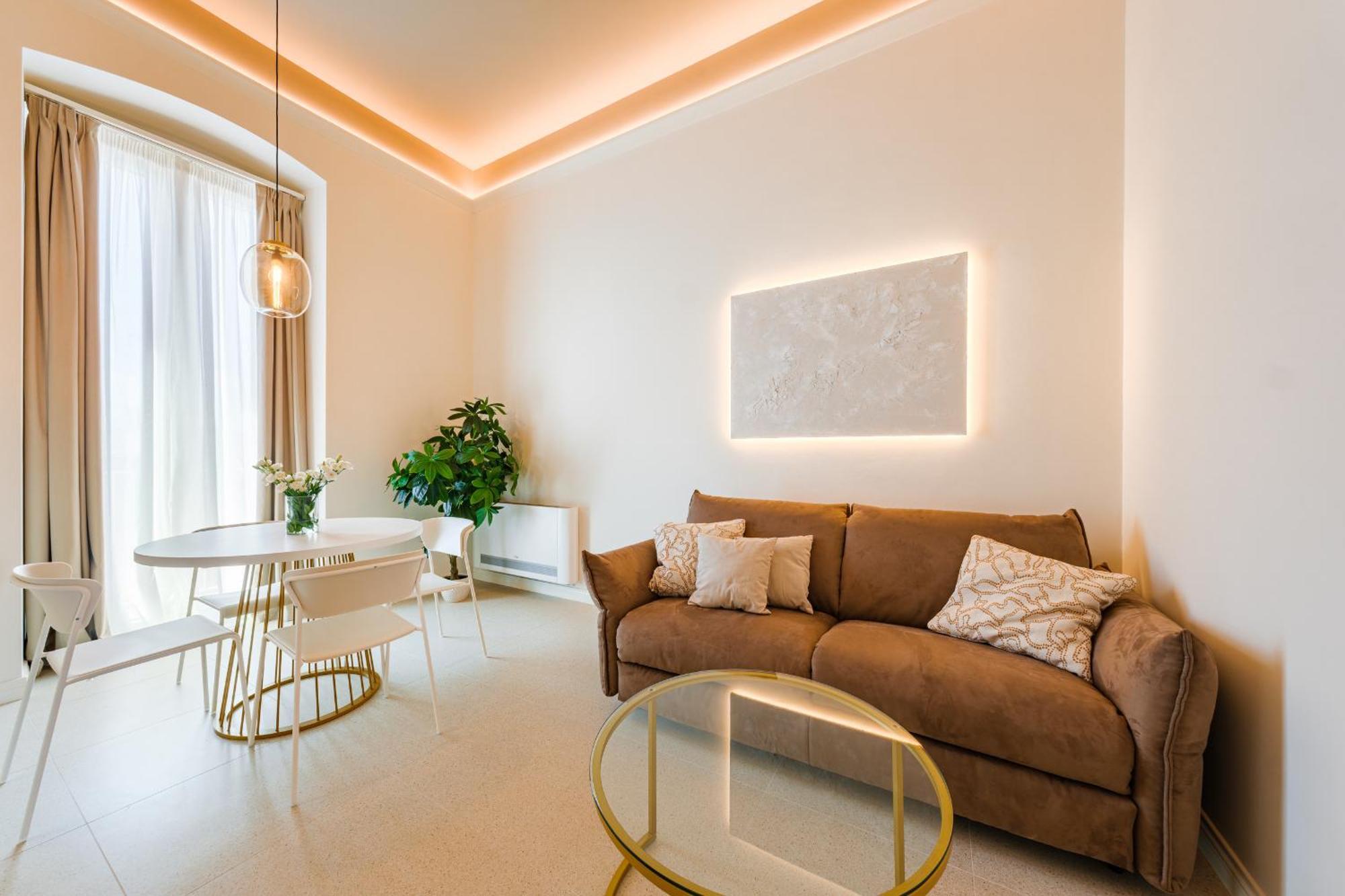 Helloapulia Charming Palazzo Clemente - Self-Catering Suites With Aircondition Монополи Екстериор снимка