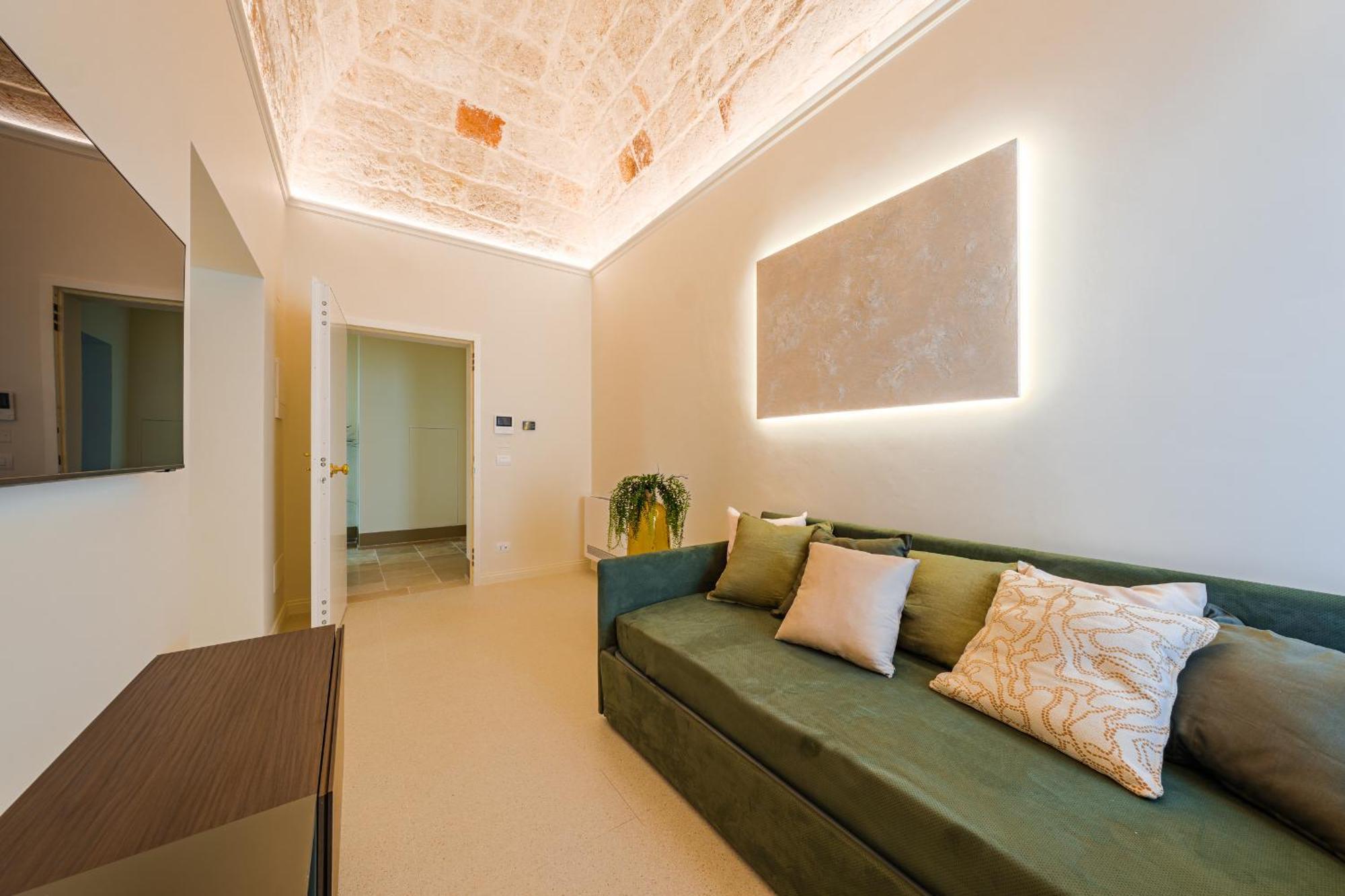 Helloapulia Charming Palazzo Clemente - Self-Catering Suites With Aircondition Монополи Екстериор снимка