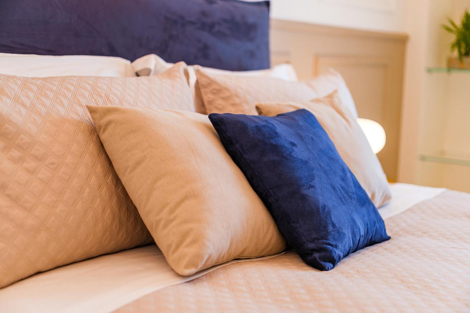 Helloapulia Charming Palazzo Clemente - Self-Catering Suites With Aircondition Монополи Екстериор снимка